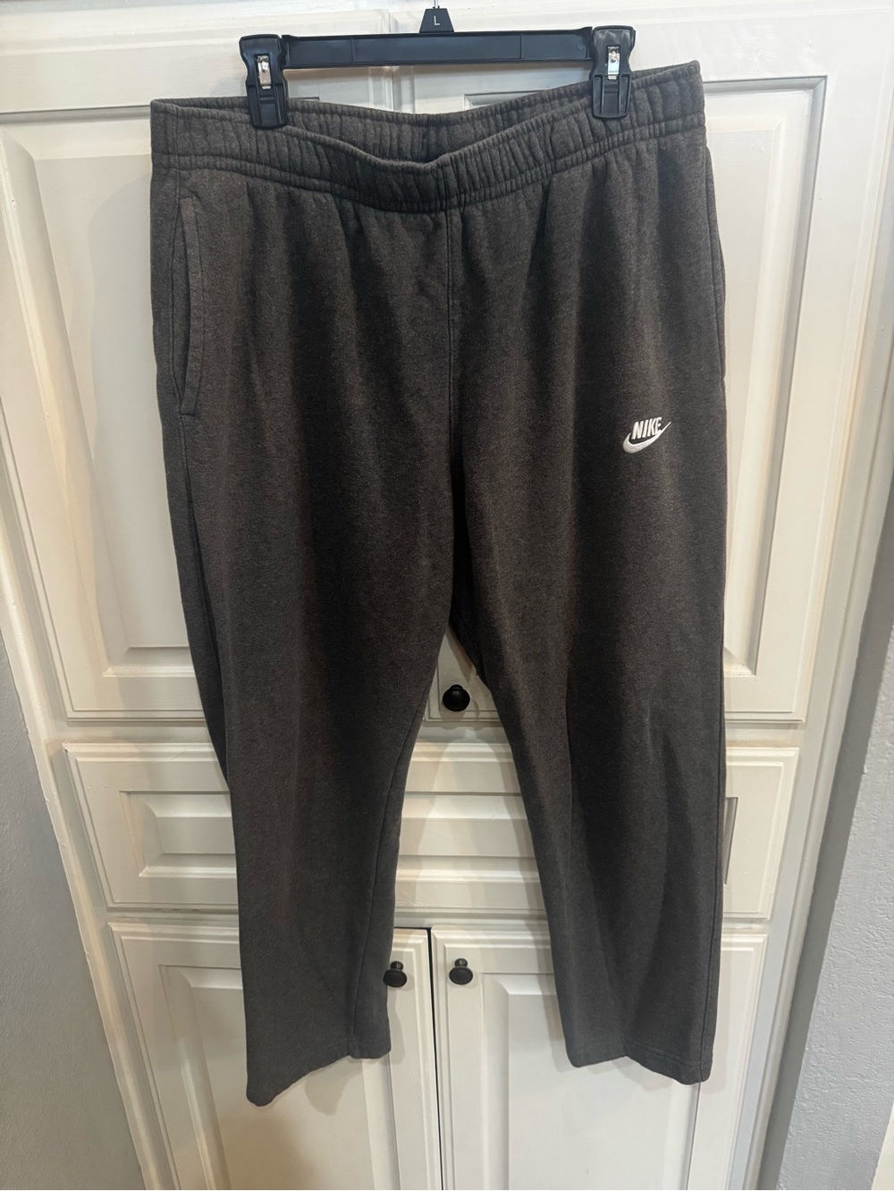 Nike Mens Charcoal Gray Fleece Joggers